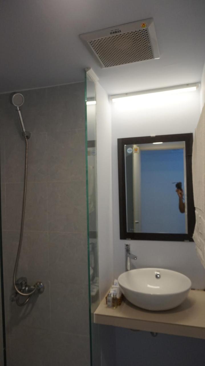 Emis Hotel دونغ دونغ المظهر الخارجي الصورة